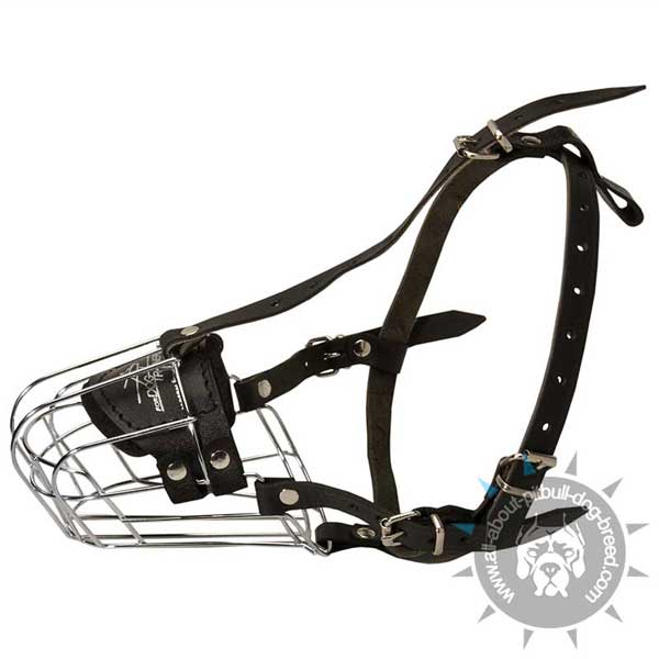 Safe Walking Wire Basket Pitbull Muzzle with Adjustable Leather Straps