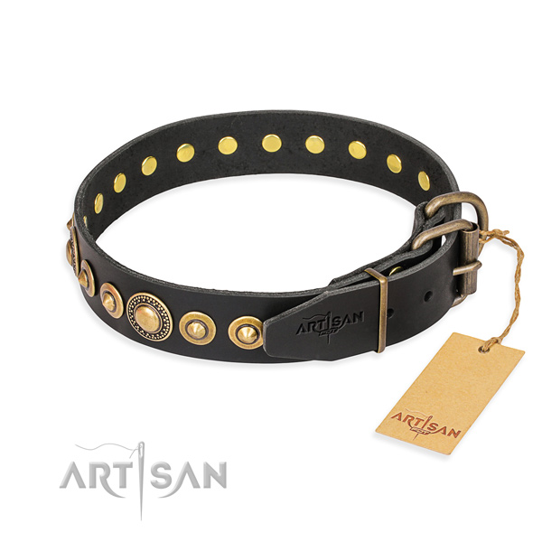 Top rate full grain leather collar handmade for your doggie
