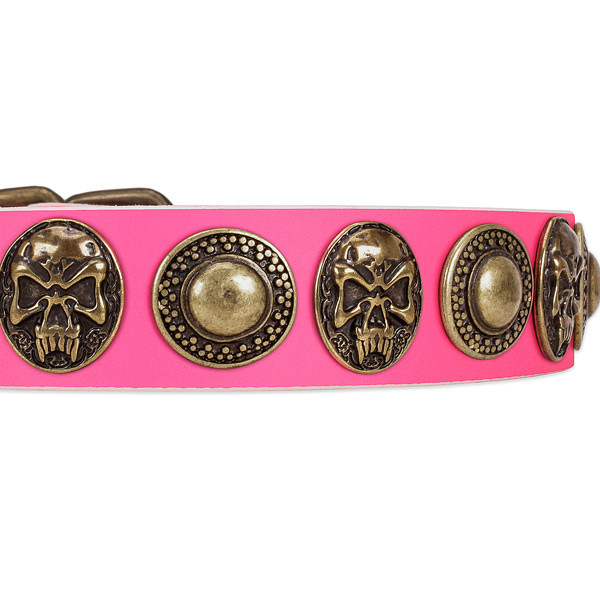 Rust resistant fittings on natural genuine leather dog collar for your dog