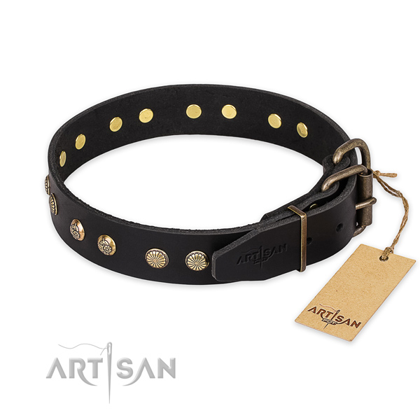 Reliable D-ring on full grain leather collar for your lovely pet