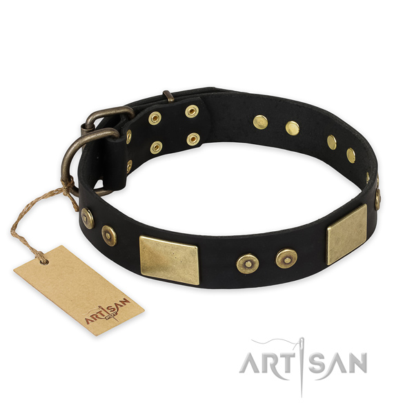Top quality genuine leather dog collar for easy wearing