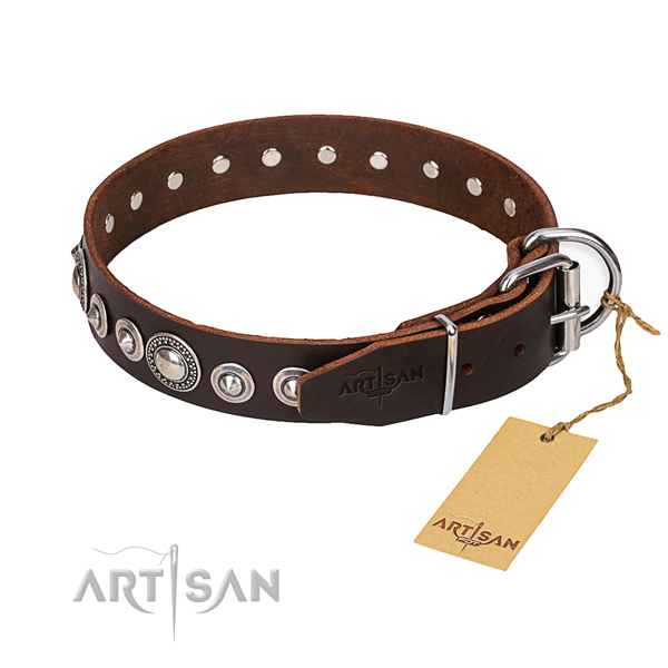 Genuine leather dog collar made of top notch material with strong traditional buckle