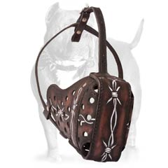 Easy handling leather dog muzzle